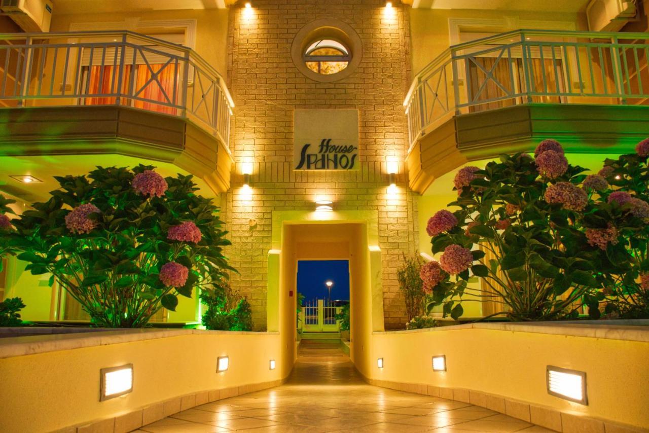 House Spanos Sarti Exterior photo