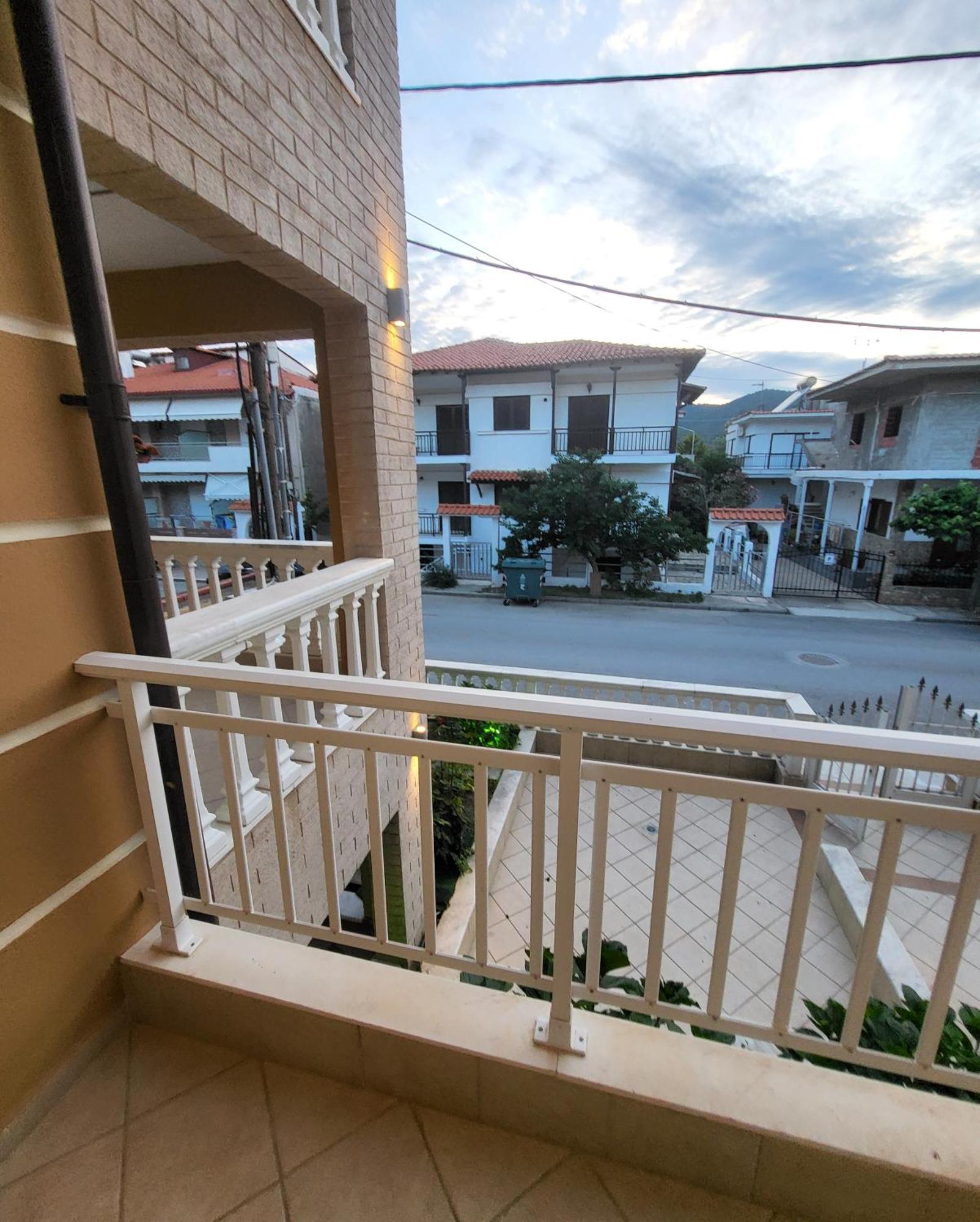 House Spanos Sarti Exterior photo